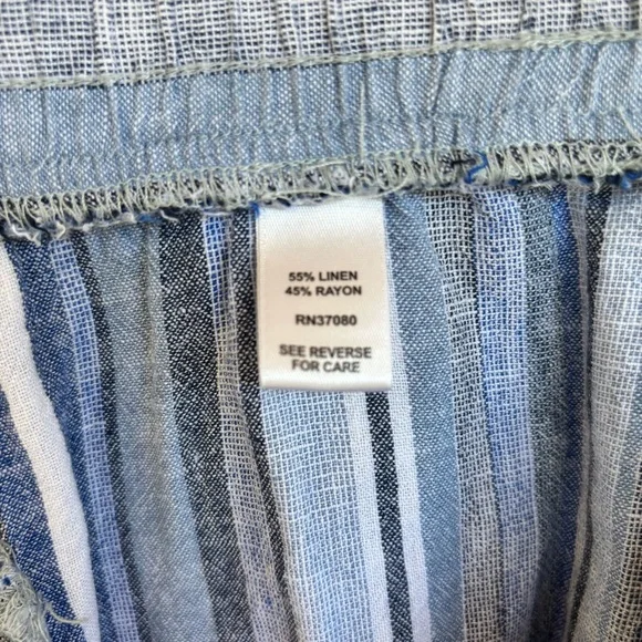 Cato Women’s Plus 22/24W Striped Linen Blend Cropped Pants - Picture 8 of 8